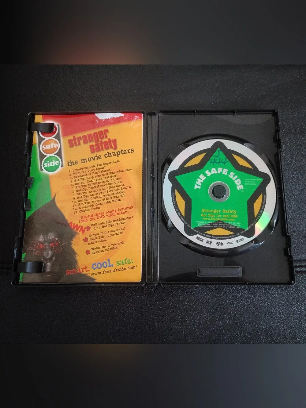 3/$10 🌟 The Safe Side Stranger Safety DVD
